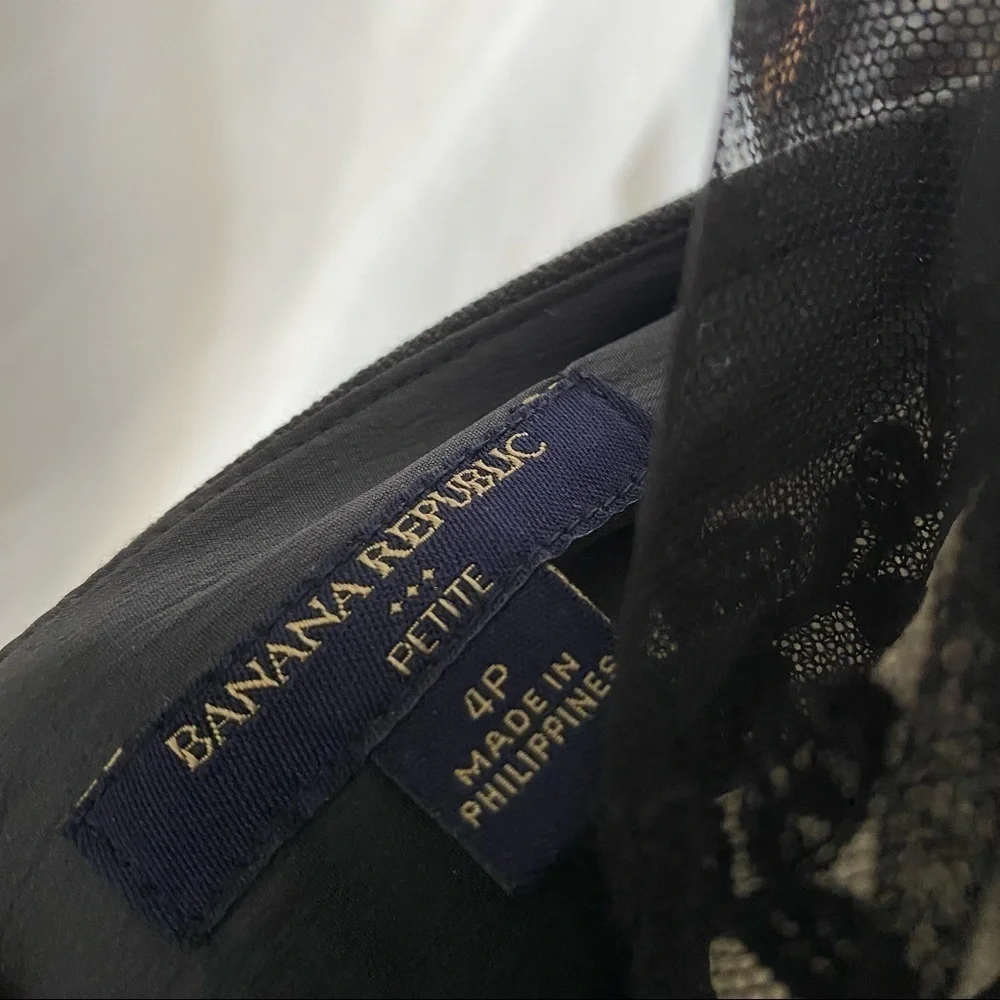 Banana Republic Grey Pencil Mini Business Skirt - Picture 2 of 8